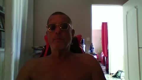Snapshot of jerflor chatting on October 8, 12:53 pm jerflor online show from October 8, 12:53 pm
