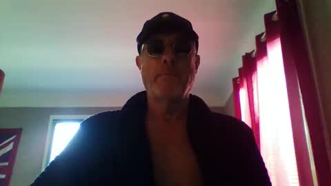 jerflor online show from December 17, 11:50 am