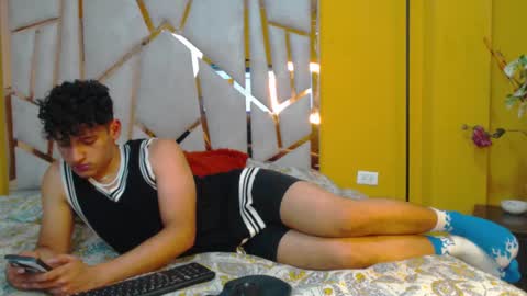 Jerlin online show from February 10, 3:35 am