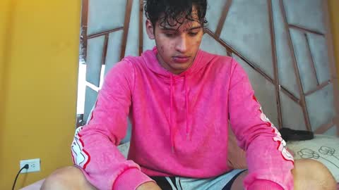 Jerlin online show from March 12, 4:08 am