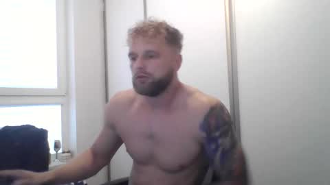 Snapshot of jerryalise chatting on October 9, 5:12 am jerryalise online show from October 9, 5:12 am
