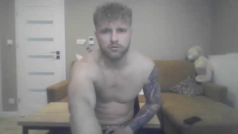 Snapshot of jerryalise chatting on January 16, 12:53 pm jerryalise online show from January 16, 12:53 pm