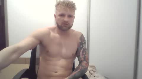 Snapshot of jerryalise chatting on March 12, 2:52 am jerryalise online show from March 12, 2:52 am