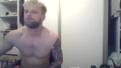 Snapshot of jerryalise chatting on September 12, 3:17 am jerryalise online show from September 12, 3:17 am