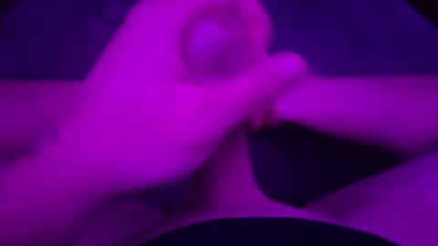 jesseboyy online show from December 2, 4:48 am