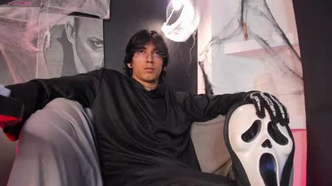 jett_savage online show from October 21, 2:20 pm