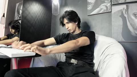 jett_savage online show from October 6, 1:49 pm