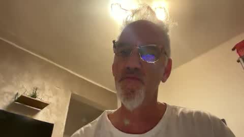 jewlronny online show from October 4, 6:35 pm