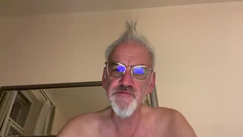 jewlronny online show from February 3, 7:21 pm