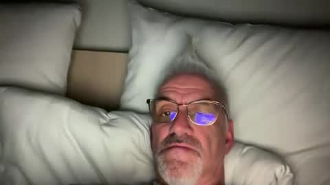 jewlronny online show from December 7, 11:56 pm