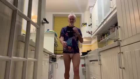 jewlronny online show from March 5, 6:45 pm