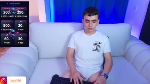 jey keler online show from October 15, 1:13 am