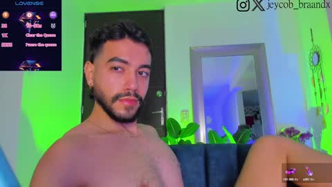 Snapshot of jeycob_braandx chatting on February 8, 10:51 pm Jeycob online show from February 8, 10:51 pm