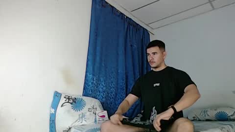 Juan David online show from February 14, 10:49 am