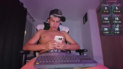 Jeyden Camilo online show from October 11, 1:31 am