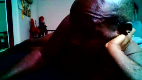 Snapshot of jezone200 chatting on September 8, 4:17 pm J One 55 online show from September 8, 4:17 pm