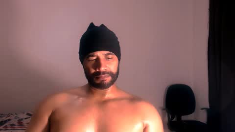 En moreno online show from November 22, 1:38 am