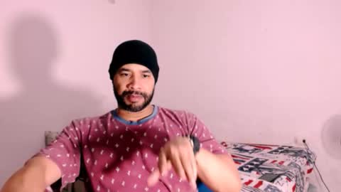 En moreno online show from November 14, 2:07 pm