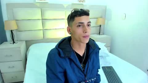 Snapshot of jhoanleandro chatting on March 5, 4:24 am jhoanleandro online show from March 5, 4:24 am