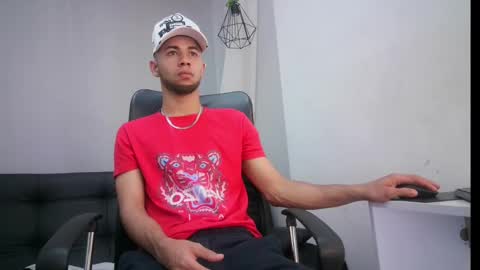 Snapshot of jhon_malo chatting on March 11, 3:37 am jhon_malo online show from March 11, 3:37 am