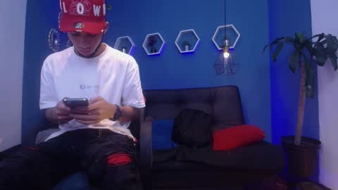 Snapshot of jhon_malo chatting on September 28, 5:16 am jhon_malo online show from September 28, 5:16 am