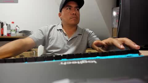 jhonatan_morales_s online show from October 14, 5:36 am