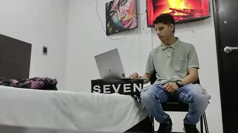 Snapshot of jhongrey2 chatting on February 27, 9:32 am jhon online show from February 27, 9:32 am