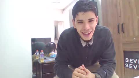 Snapshot of jhongrey2 chatting on March 5, 3:29 pm jhon online show from March 5, 3:29 pm