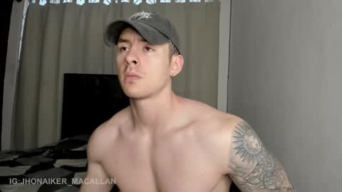 Jhonaiker online show from February 22, 10:33 pm