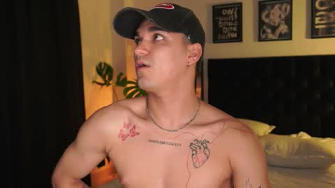 Snapshot of jhonnyx_ chatting on September 10, 2:43 am Jhonny online show from September 10, 2:43 am