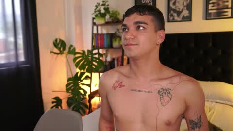 Snapshot of jhonnyx_ chatting on September 12, 3:12 pm Jhonny online show from September 12, 3:12 pm