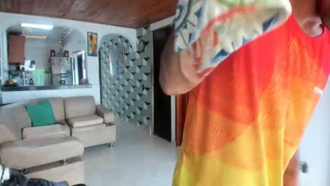 jh online show from October 30, 6:53 pm