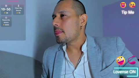 Jhony Alzate online show from December 8, 4:04 am