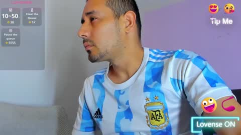 Jhony Alzate online show from January 12, 12:44 pm