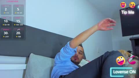 Jhony Alzate online show from February 1, 12:51 am