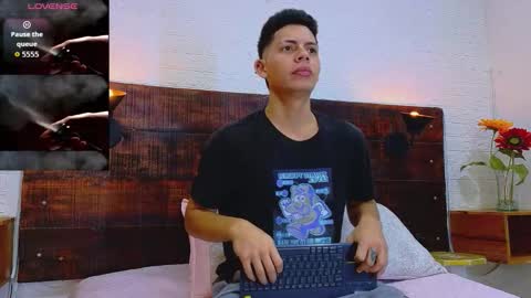 jhosuavega online show from October 2, 2:26 am