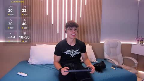 jhoumod_21 online show from October 14, 10:33 am