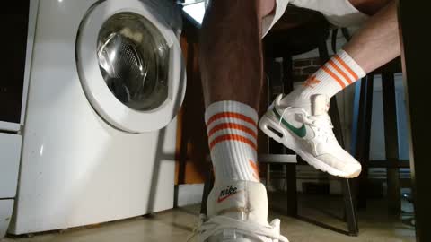 GUILLAUME feet and socks online show from February 5, 6:13 am