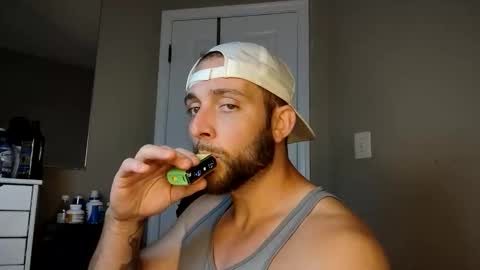 joe883555 online show from October 25, 7:59 pm