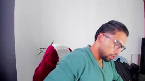 joe_esthetic online show from October 16, 12:57 pm