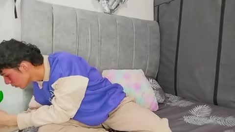 John Vichenso online show from December 6, 5:55 pm