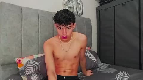 John Vichenso online show from December 18, 3:11 pm