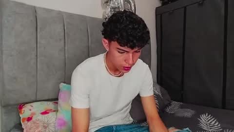 John Vichenso online show from December 15, 9:53 pm