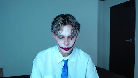 John Vichenso online show from November 1, 12:36 am