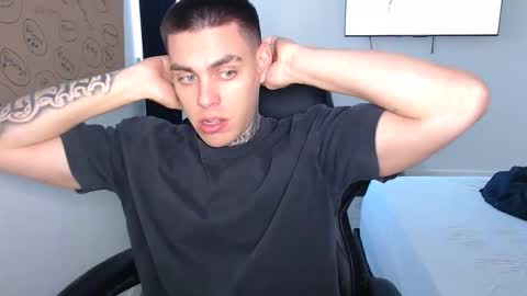 JAXX online show from February 23, 12:01 am