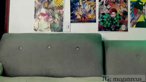 John carrie    Independent  Help me reach my goal 100 likes and 10000 followers  online show from January 25, 4:02 am