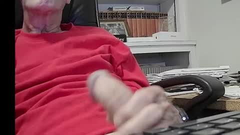 Snapshot of johngp777 chatting on December 27, 10:48 pm johngp777 online show from December 27, 10:48 pm