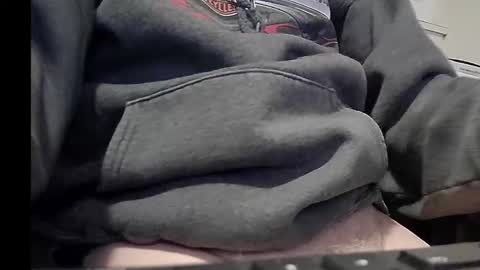 Snapshot of johngp777 chatting on March 8, 8:35 pm johngp777 online show from March 8, 8:35 pm