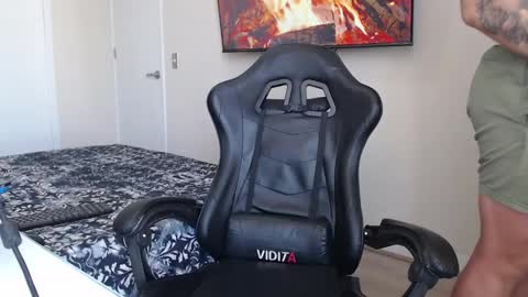 john online show from October 13, 5:41 pm