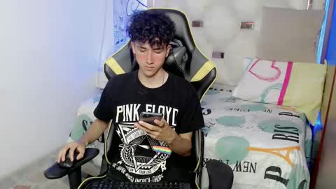 johnny_cagee online show from November 19, 6:02 am